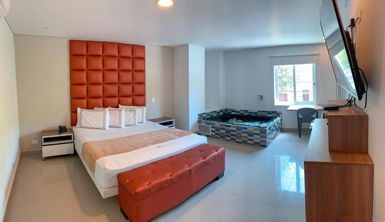Infinity Hotel Медельин Экстерьер фото