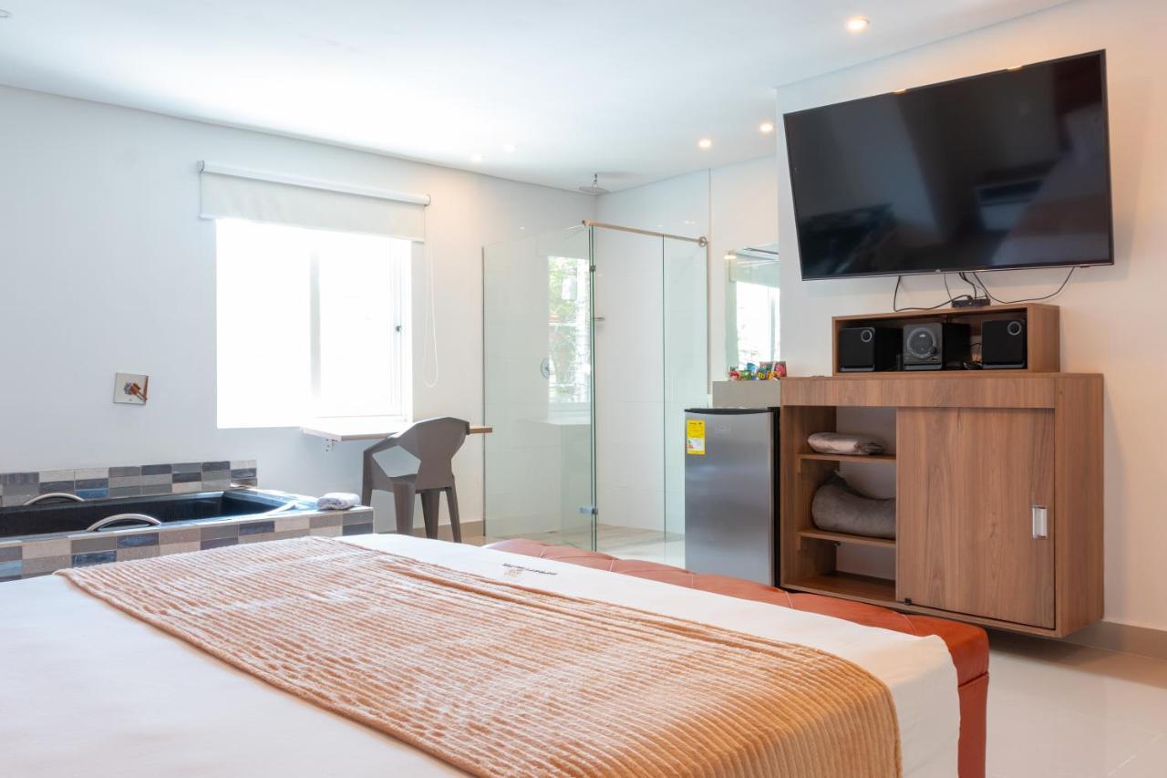 Infinity Hotel Медельин Экстерьер фото