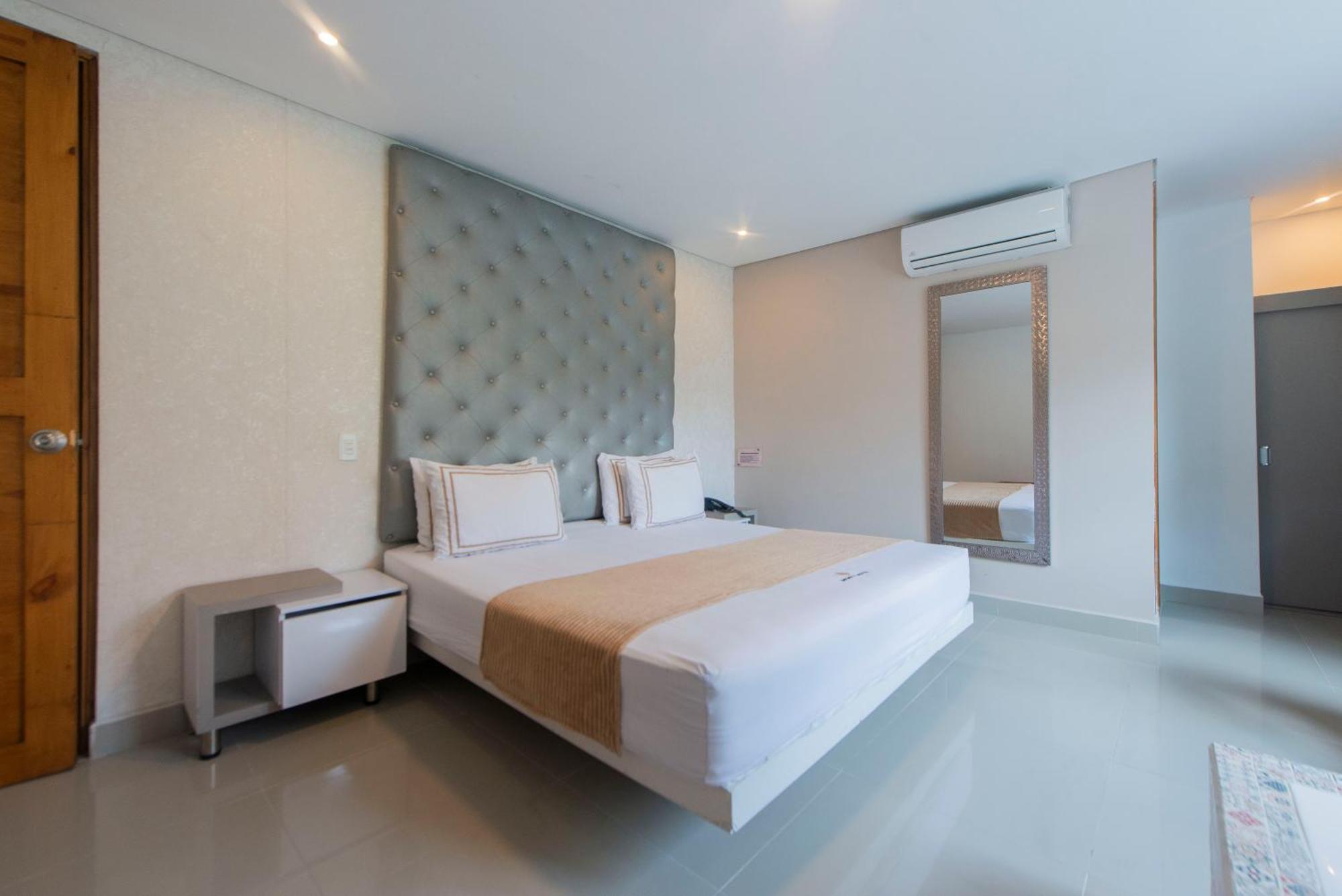 Infinity Hotel Медельин Экстерьер фото